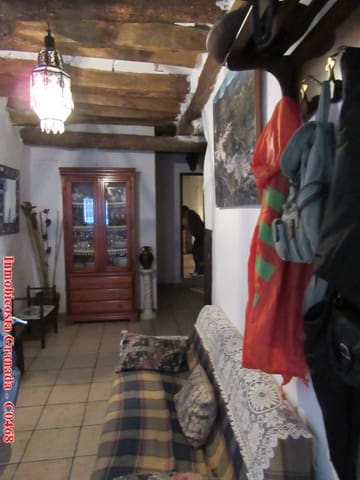 4 makuuhuone Omakotitalo myytävänä paikassa Cádiar mukana 
autotalli - 190 000 € (Ref: 3197259)