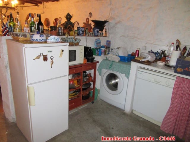 4 soveværelse Byhus til salg i Cadiar med garage - € 190.000 (Ref: 3197259)