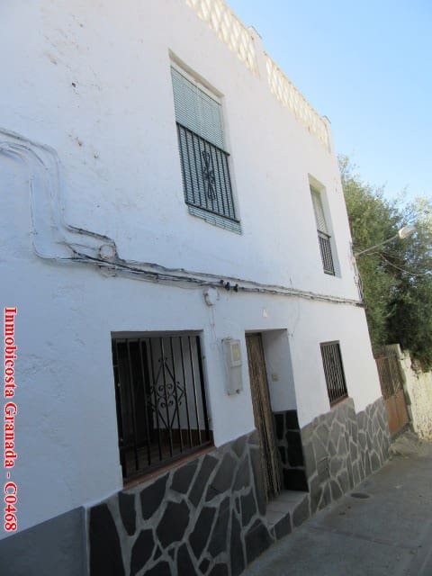 4 soveværelse Byhus til salg i Cadiar med garage - € 190.000 (Ref: 3197259)