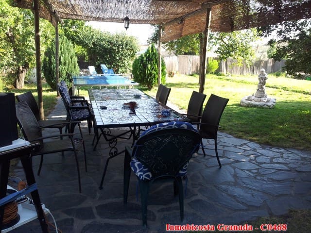 4 soveværelse Byhus til salg i Cadiar med garage - € 190.000 (Ref: 3197259)