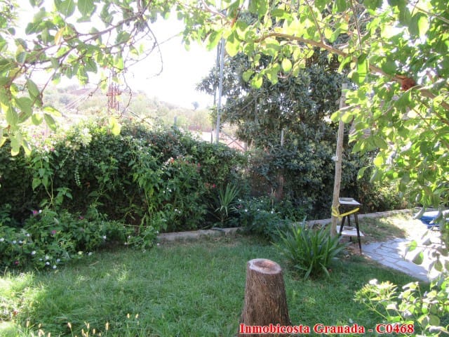 4 makuuhuone Omakotitalo myytävänä paikassa Cádiar mukana 
autotalli - 190 000 € (Ref: 3197259)