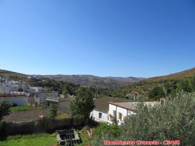 4 soveværelse Byhus til salg i Cadiar med garage - € 190.000 (Ref: 3197259)