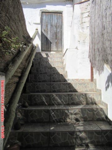 4 soveværelse Byhus til salg i Cadiar med garage - € 190.000 (Ref: 3197259)