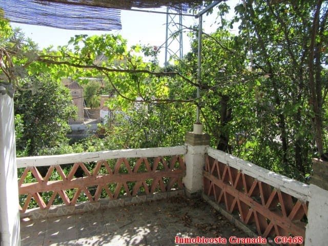 4 soveværelse Byhus til salg i Cadiar med garage - € 190.000 (Ref: 3197259)