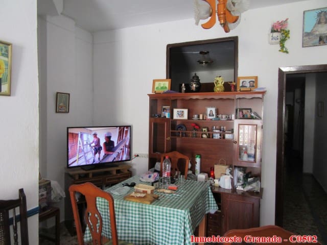 4 soverom Hus til salgs i La Rabita, Albuñol - € 135 000 (Ref: 4000356)