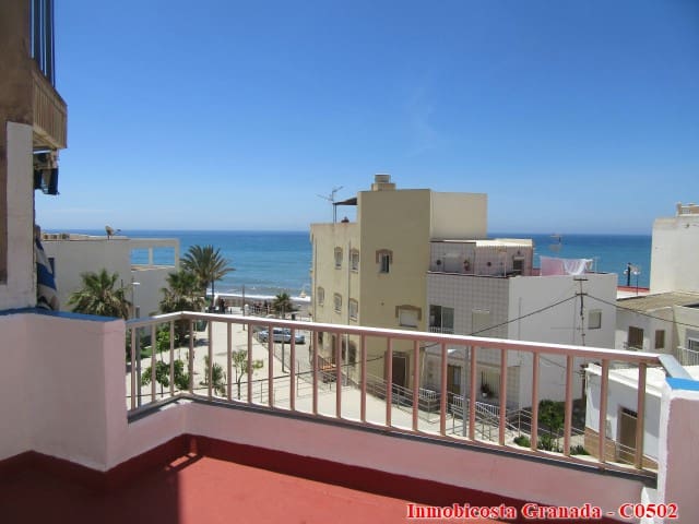 4 soveværelse Byhus til salg i La Rabita - € 135.000 (Ref: 4000356)