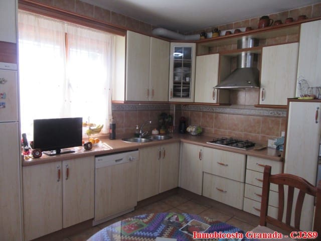 5 soverom Finca/Herregård til salgs i Albondón med garasje - € 250 000 (Ref: 4005385)