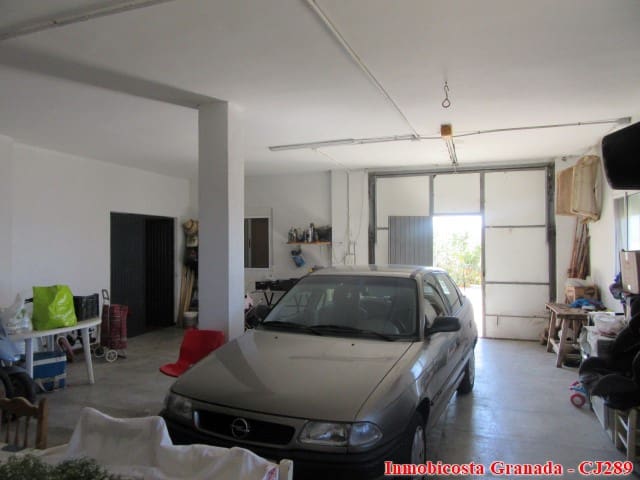 5 quarto Quinta/Casa Rural para venda em Albondon com garagem - 250 000 € (Ref: 4005385)