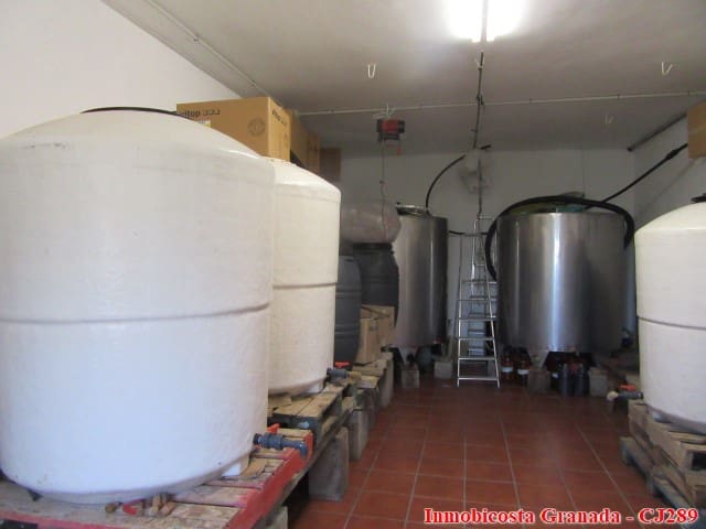 5 quarto Quinta/Casa Rural para venda em Albondon com garagem - 250 000 € (Ref: 4005385)