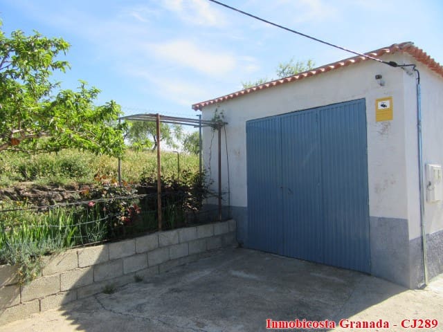 5 quarto Quinta/Casa Rural para venda em Albondon com garagem - 250 000 € (Ref: 4005385)