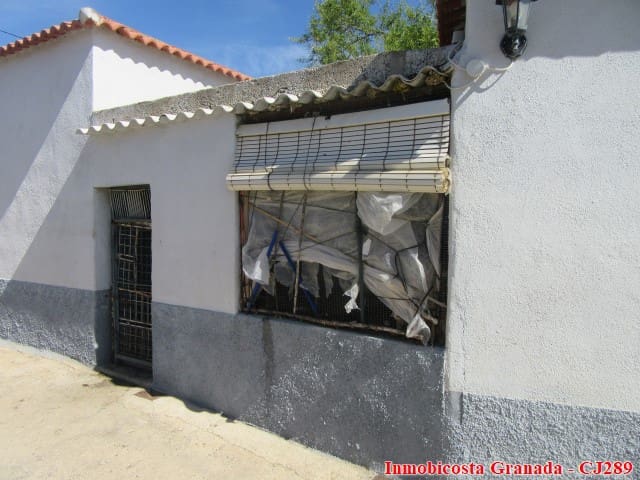5 quarto Quinta/Casa Rural para venda em Albondon com garagem - 250 000 € (Ref: 4005385)