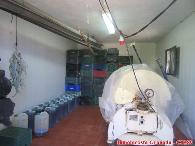 5 quarto Quinta/Casa Rural para venda em Albondon com garagem - 250 000 € (Ref: 4005385)