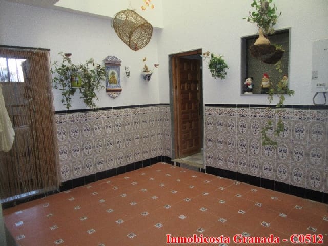 5 soverom Hus til salgs i Albuñol med garasje - € 250 000 (Ref: 4270431)