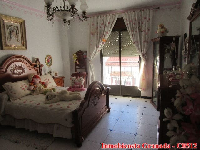 5 soverom Hus til salgs i Albunol med garasje - € 250 000 (Ref: 4270431)