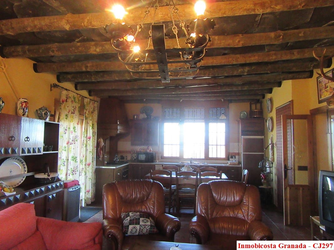 3 soveværelse Finca/Landehus til salg i Albondon med garage - € 215.000 (Ref: 4316731)