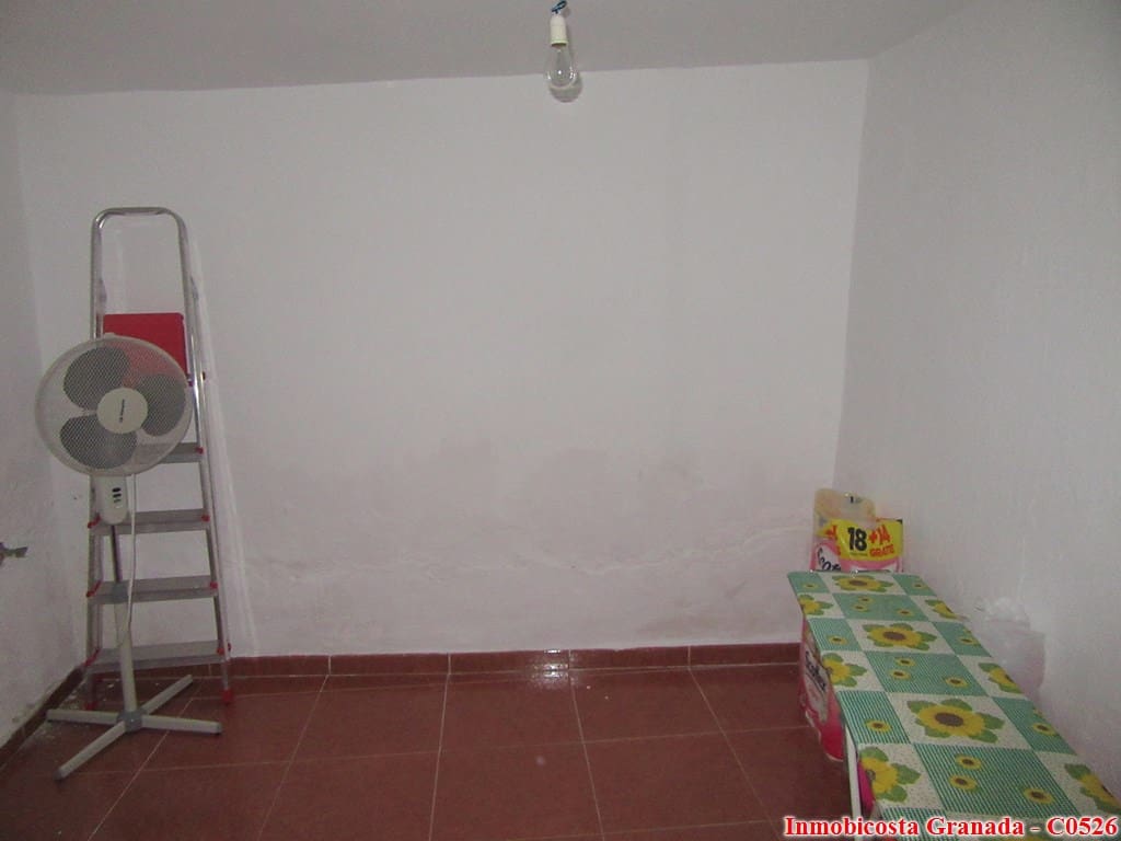 4 soverom Hus til salgs i Albunol - € 75 000 (Ref: 4692414)