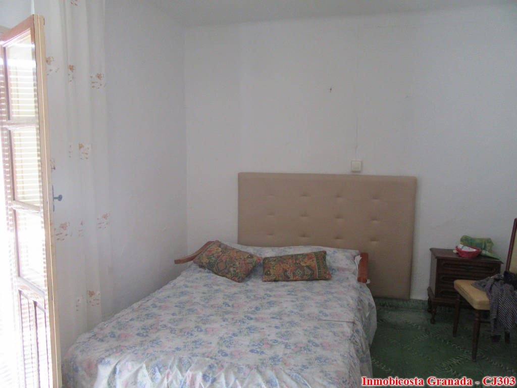 5 soveværelse Finca/Landehus til salg i Albunol med garage - € 130.000 (Ref: 4695118)