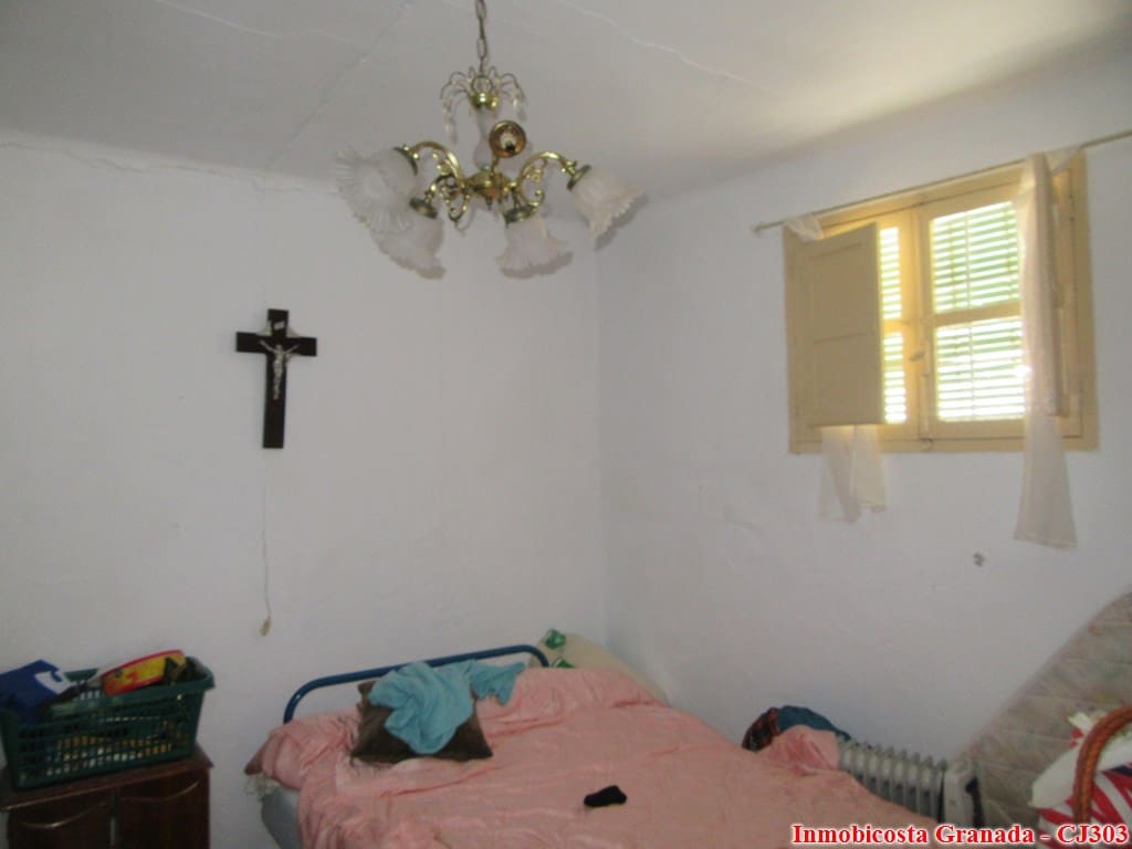 5 soveværelse Finca/Landehus til salg i Albunol med garage - € 130.000 (Ref: 4695118)