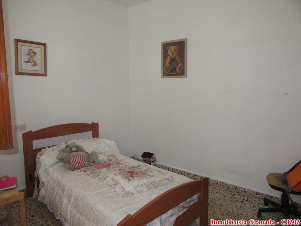 5 soveværelse Finca/Landehus til salg i Albunol med garage - € 130.000 (Ref: 4695118)