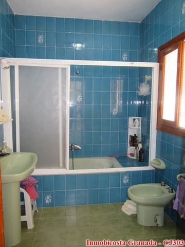 5 sovrum Finca/Hus på landet till salu i Albuñol med garage - 130 000 € (Ref: 4695118)