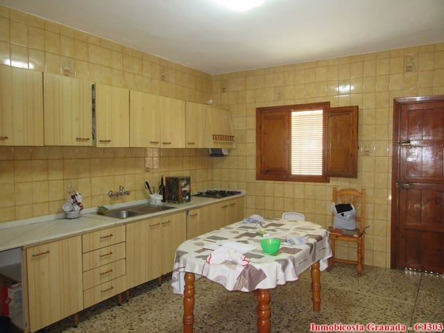 5 sovrum Finca/Hus på landet till salu i Albuñol med garage - 130 000 € (Ref: 4695118)