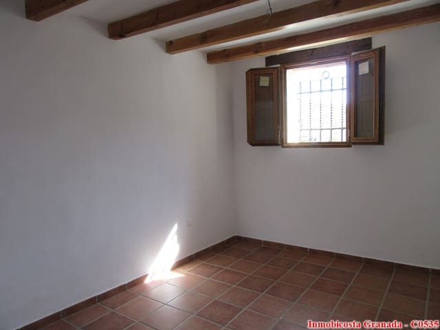 4 makuuhuone Omakotitalo myytävänä paikassa Albondón - 230 000 € (Ref: 4801130)