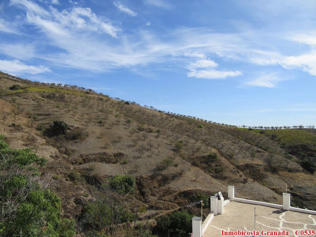 4 bedroom Townhouse for sale in Albondon - € 230,000 (Ref: 4801130)