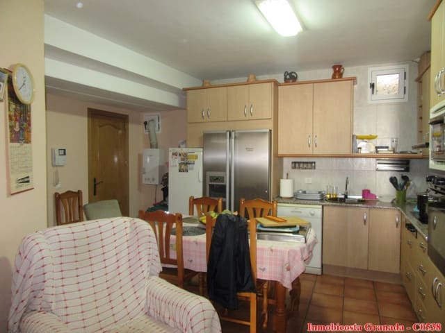 5 makuuhuone Omakotitalo myytävänä paikassa Cádiar - 105 000 € (Ref: 4960111)