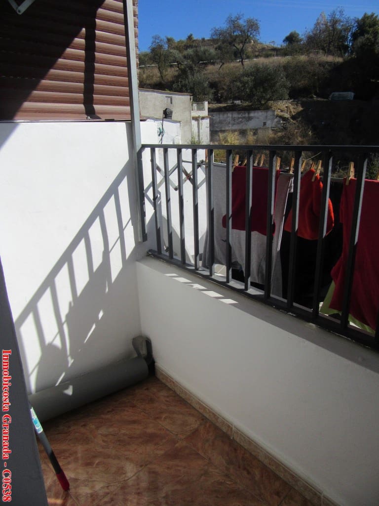 5 soveværelse Byhus til salg i Cadiar - € 105.000 (Ref: 4960111)