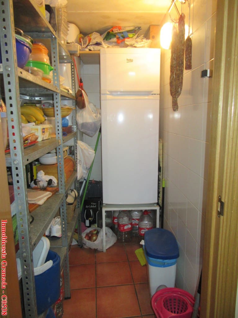 5 soveværelse Byhus til salg i Cadiar - € 105.000 (Ref: 4960111)