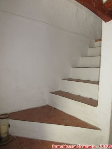 2 soveværelse Byhus til salg i Cádiar - € 60.000 (Ref: 4960112)