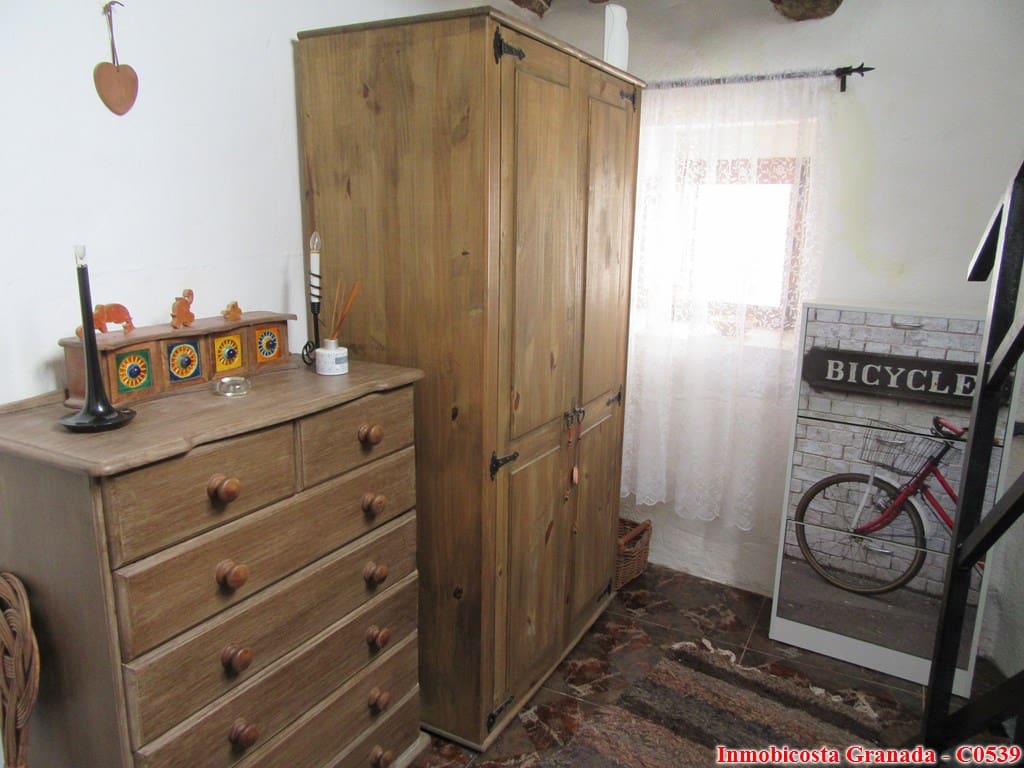 2 soverom Hus til salgs i Cadiar - € 60 000 (Ref: 4960112)