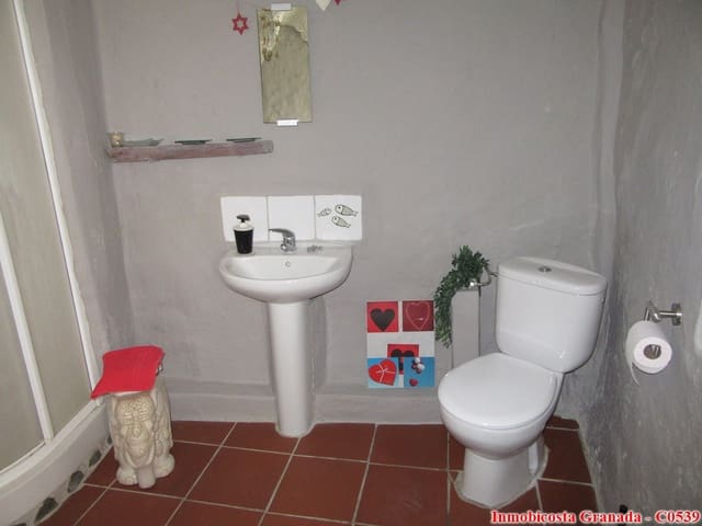 2 soveværelse Byhus til salg i Cádiar - € 60.000 (Ref: 4960112)