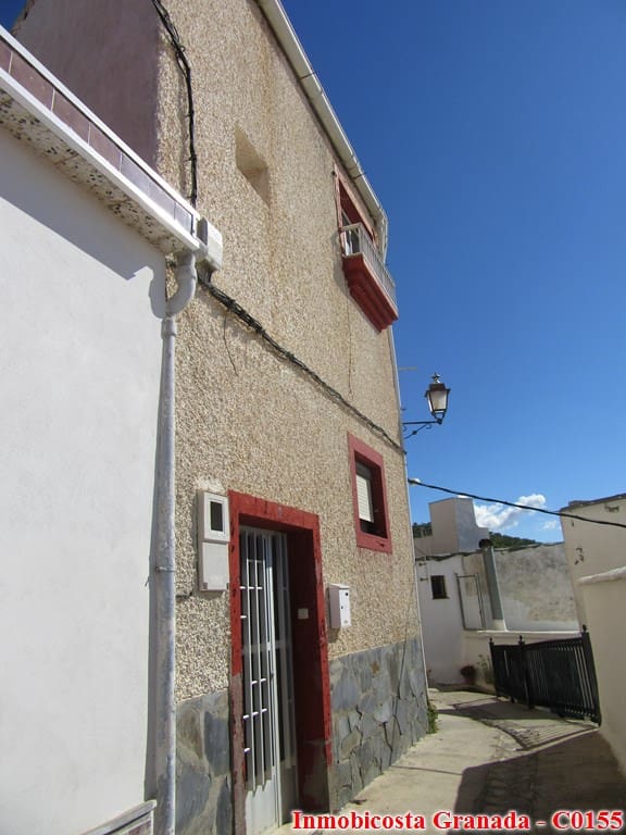 3 soveværelse Byhus til salg i Albondon - € 48.000 (Ref: 534419)