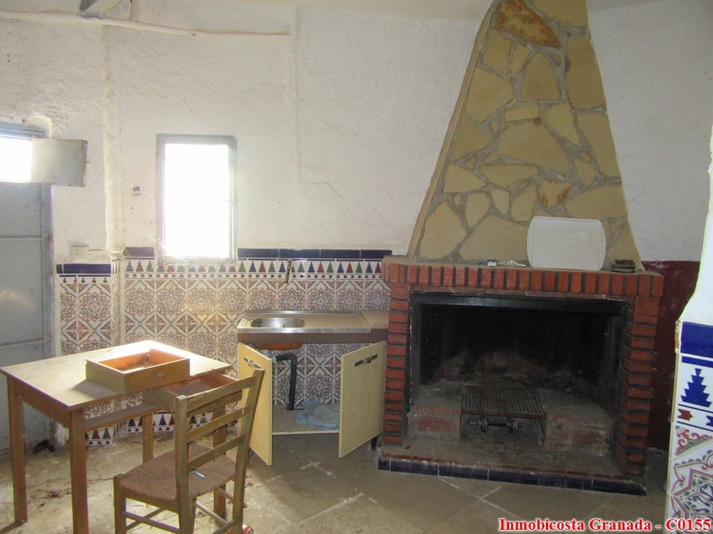 3 soveværelse Byhus til salg i Albondon - € 48.000 (Ref: 534419)