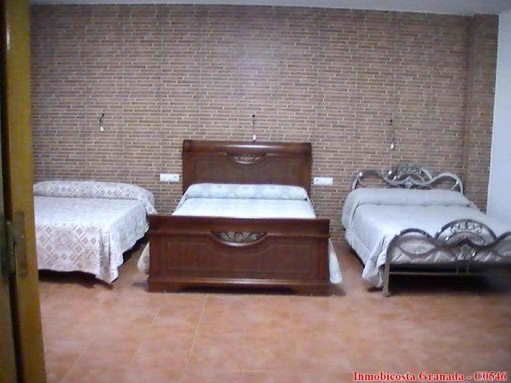 4 bedroom Townhouse for sale in Albunol with garage - € 500,000 (Ref: 5512995)