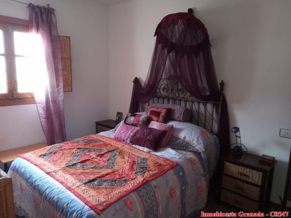 2 soveværelse Byhus til salg i Juviles - € 35.000 (Ref: 5580506)