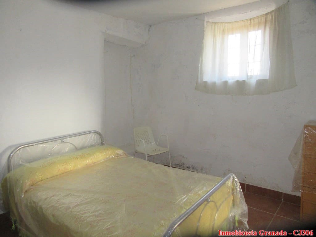 4 quarto Quinta/Casa Rural para venda em Albondon com garagem - 122 000 € (Ref: 5580507)