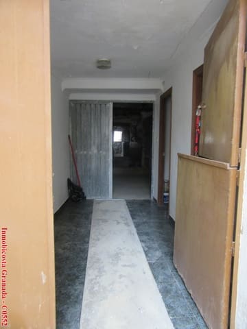 5 makuuhuone Omakotitalo myytävänä paikassa Albondón mukana 
autotalli - 60 000 € (Ref: 5803019)