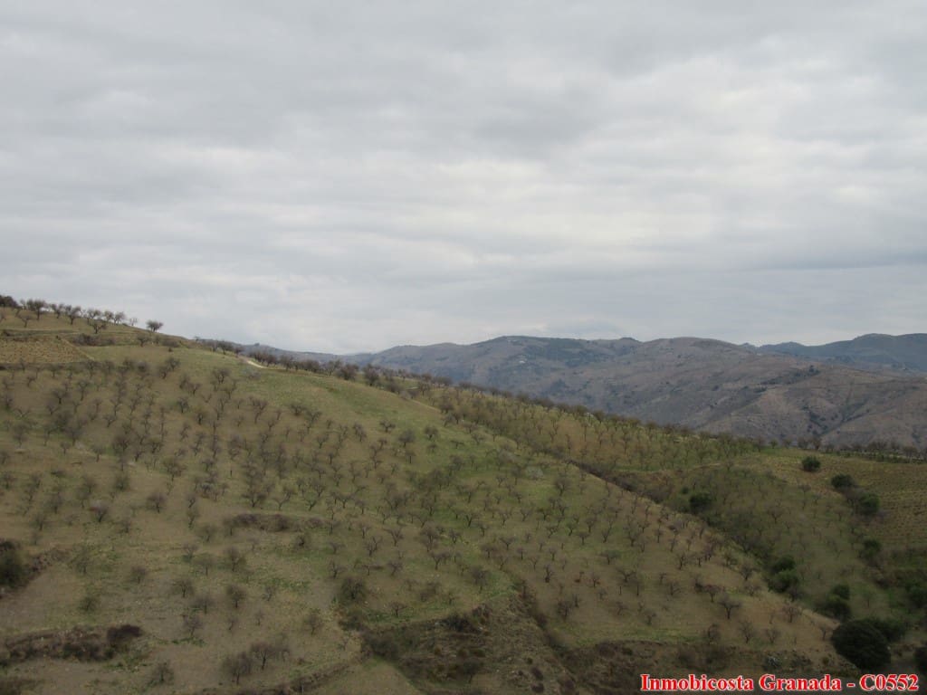 5 soveværelse Byhus til salg i Albondon med garage - € 60.000 (Ref: 5803019)