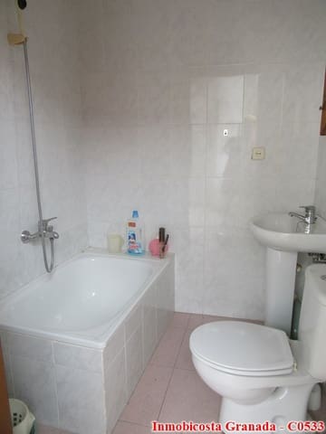 3 makuuhuone Omakotitalo myytävänä paikassa Albondón - 55 000 € (Ref: 5884657)