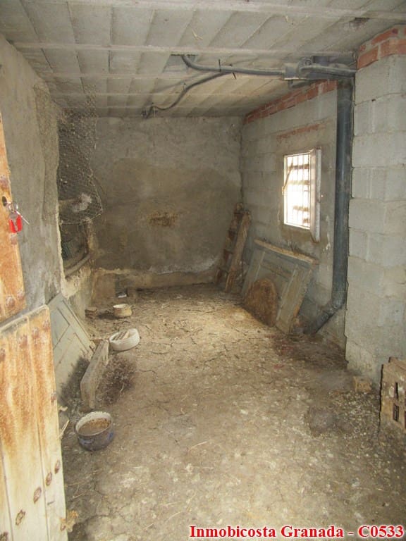 3 soveværelse Byhus til salg i Albondon - € 55.000 (Ref: 5884657)