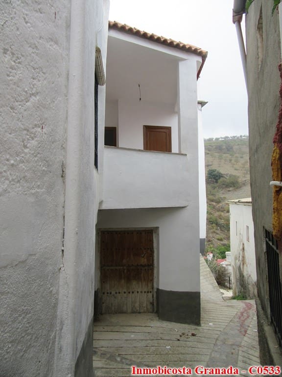 3 soveværelse Byhus til salg i Albondon - € 55.000 (Ref: 5884657)