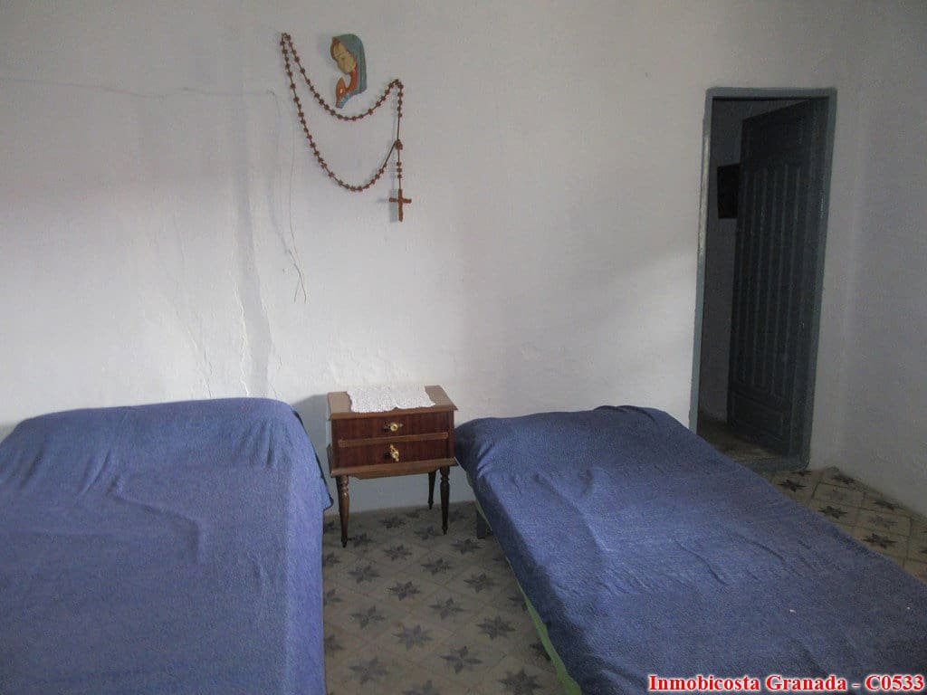 3 bedroom Townhouse for sale in Albondon - € 55,000 (Ref: 5884657)