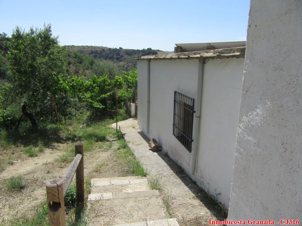 4 soveværelse Finca/Landehus til salg i Nieles med garage - € 133.000 (Ref: 6125801)