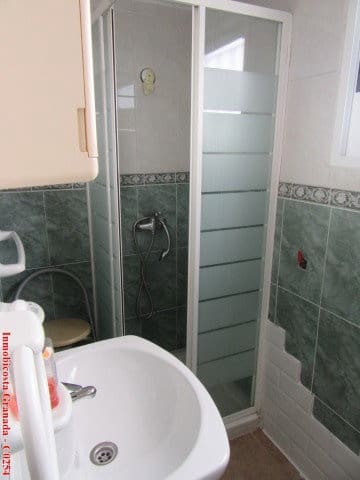 10 bedroom Townhouse for sale in Albondon with garage - € 135,000 (Ref: 6137003)