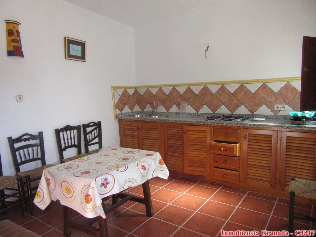 3 camera da letto Finca/Casa di Campagna in vendita in Albondon con garage - 85.000 € (Rif: 6225798)