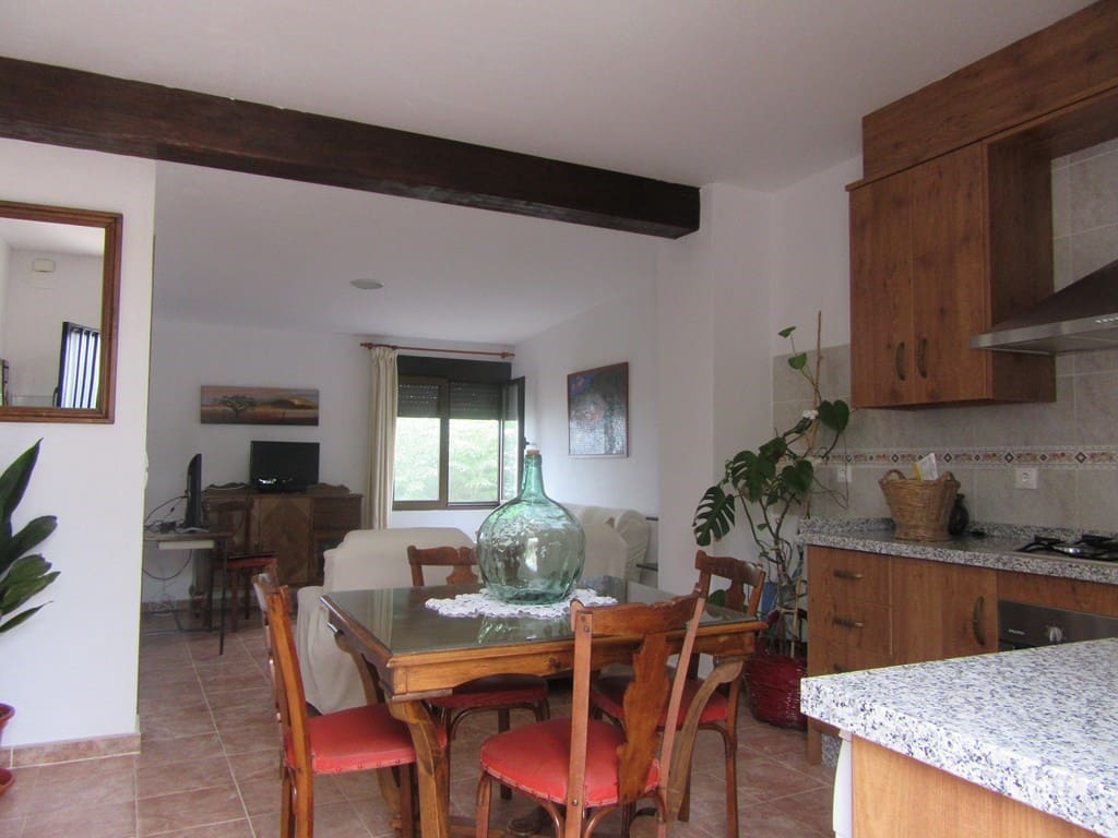 9 soveværelse Byhus til salg i Albunol med garage - € 325.000 (Ref: 6264373)