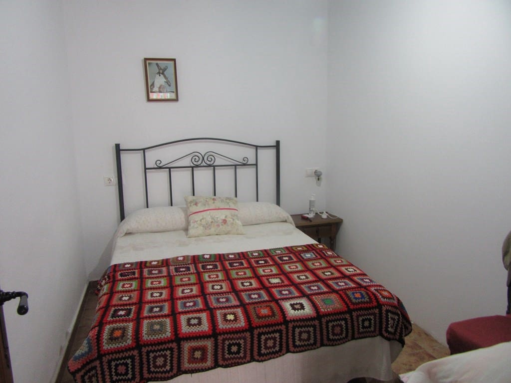 9 soveværelse Byhus til salg i Albunol med garage - € 325.000 (Ref: 6264373)