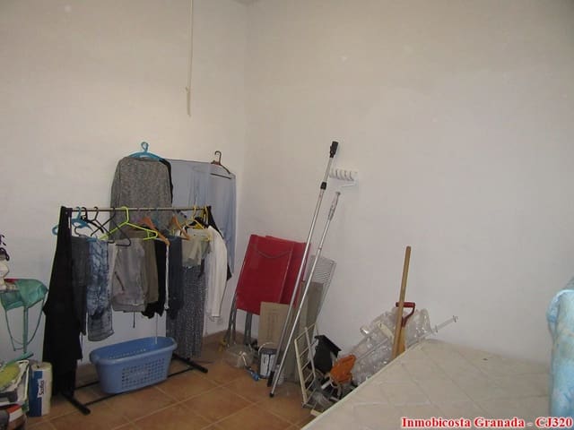 2 makuuhuone Maalaistalo myytävänä paikassa Albondón - 45 000 € (Ref: 6358115)